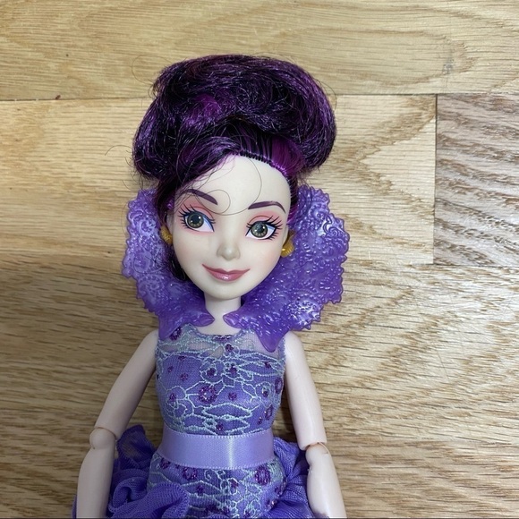 Disney Descendants Coronation Mal Doll Purple Kids Toy - Picture 2 of 5
